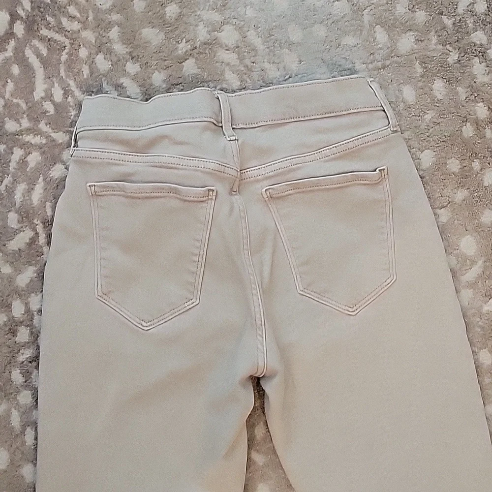 JEANS SIZE 2 - Picture 3 of 3